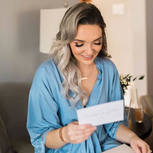 Meet your Posher, Cassandra - Picture 1 of 1